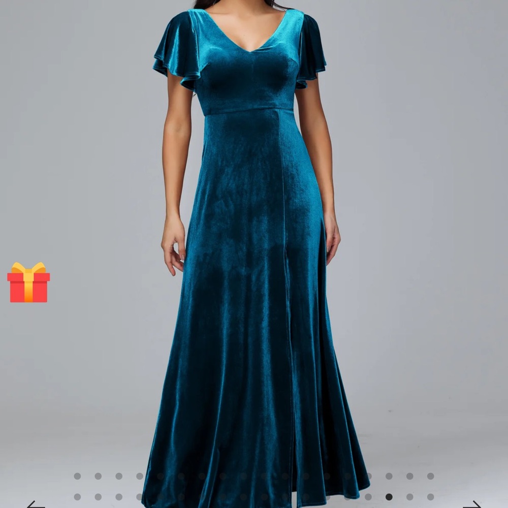 Elegant Teal Evening Gown